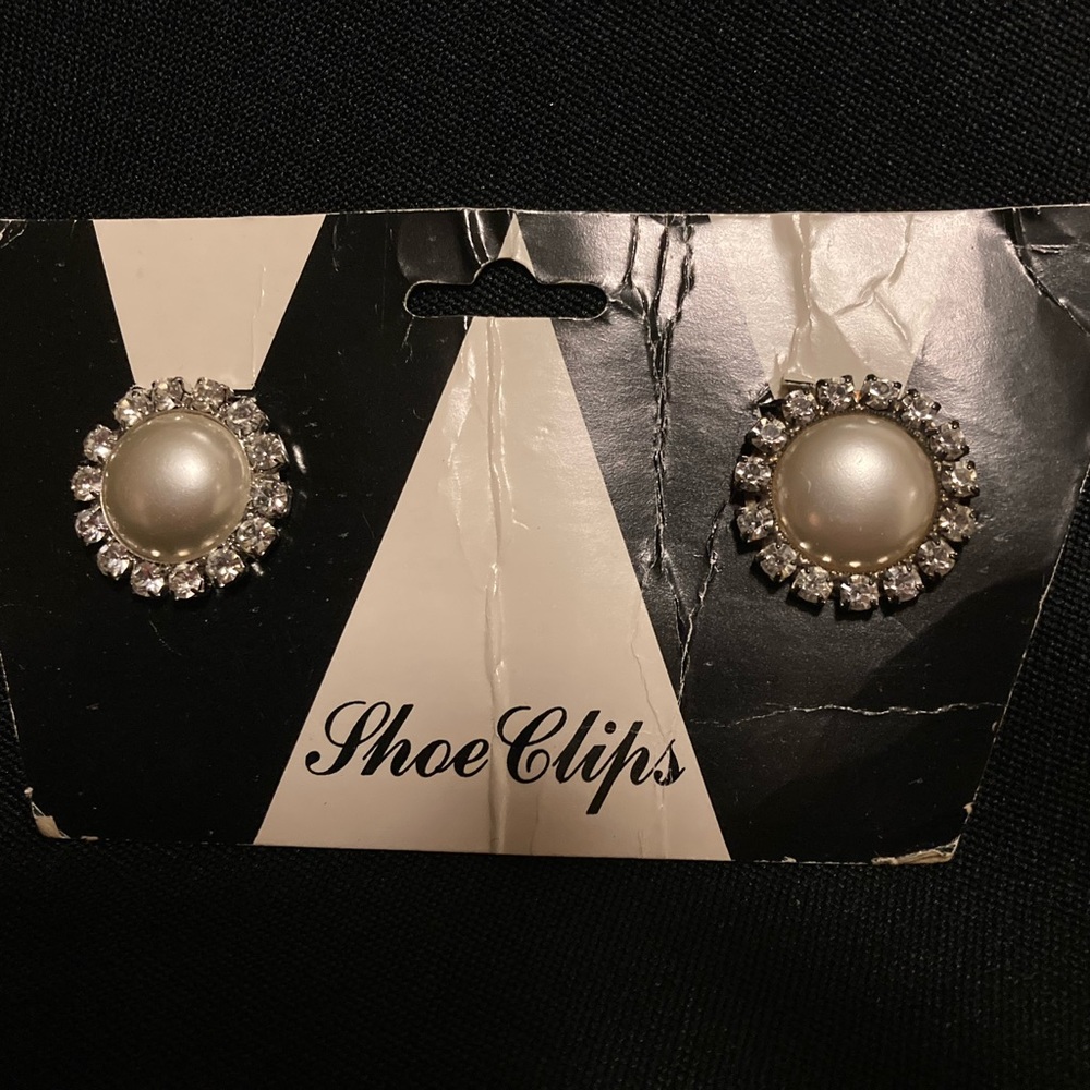 Vintage 1950’s Latique Faux Pearl and Rhinestone Shoe Clips